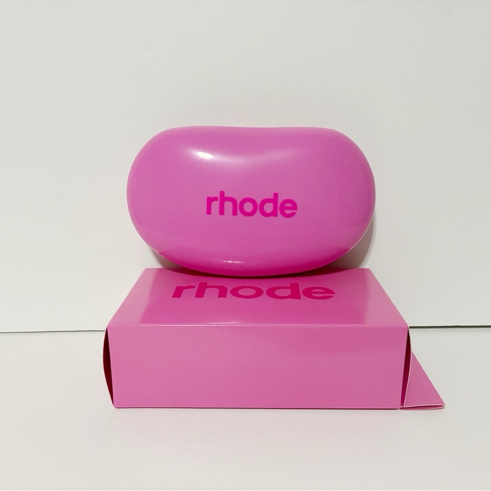 🌸New RHODE Jelly Bean Silicone Cosmetic Pouch Rose  Pink